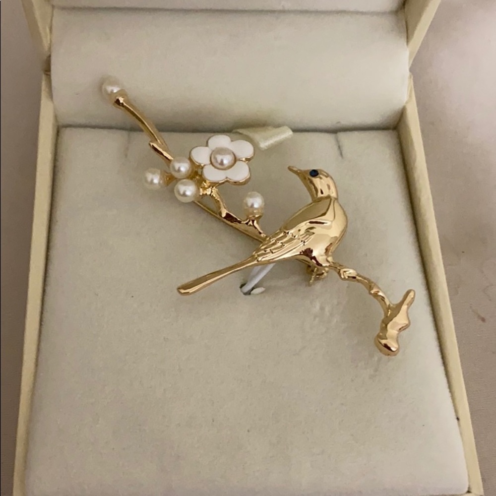 Chinese Style Brooch